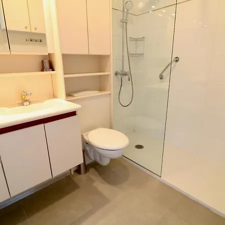2 Bedroom & Palais Royal 2 Mins From Croisette And Carlton 칸느