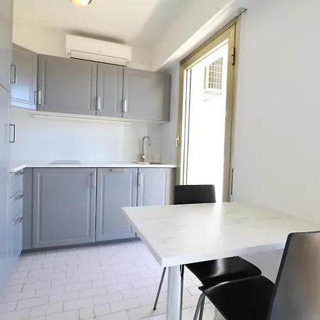 2 Bedroom & Palais Royal 2 Mins From Croisette And Carlton * 칸느