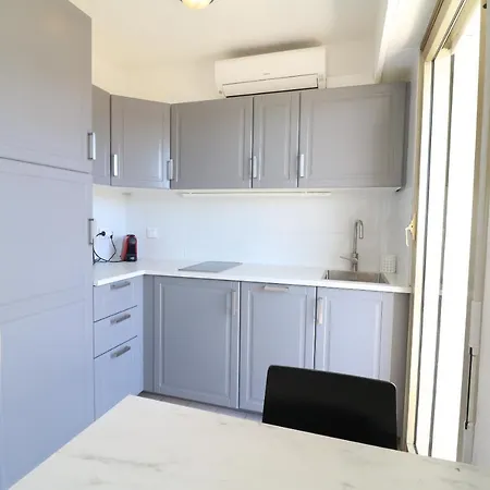 2 Bedroom & Palais Royal 2 Mins From Croisette And Carlton